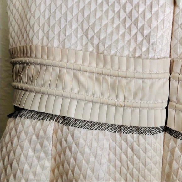 BCBG MaxAzria cream strapless formal dress in size 6 - Picture 6 of 8